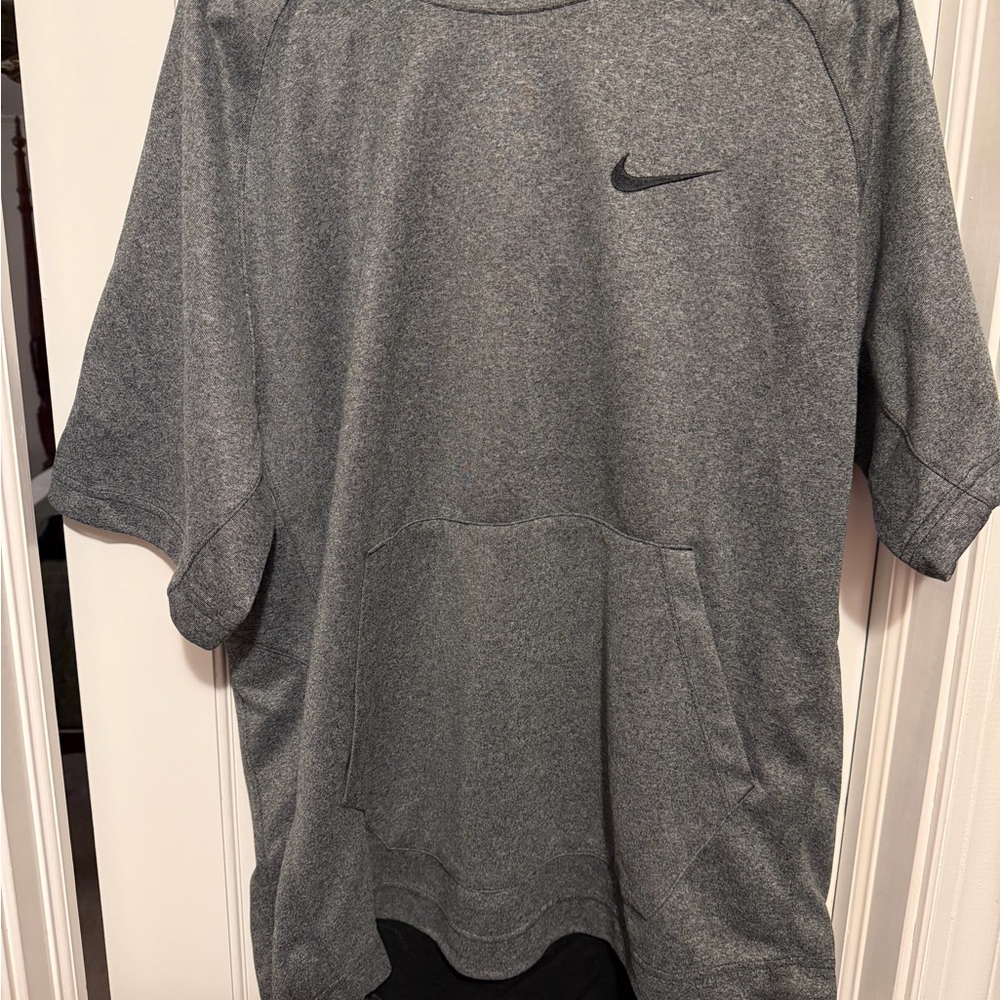 Nike Men's Heather Gray Short Sleeve Hoodie